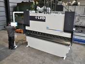 LVD PPI 110 ton x 3100 mm CNC, Гидравлические листогибочные прессы 